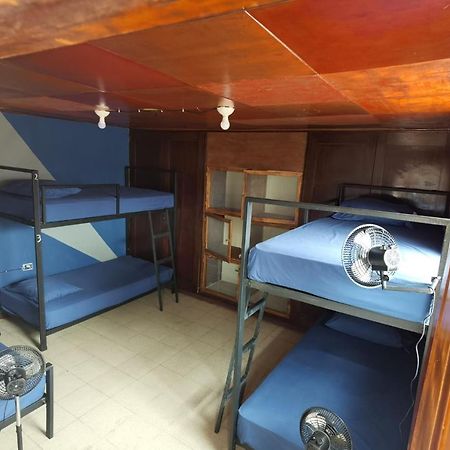 The Spot Hostel León Esterno foto
